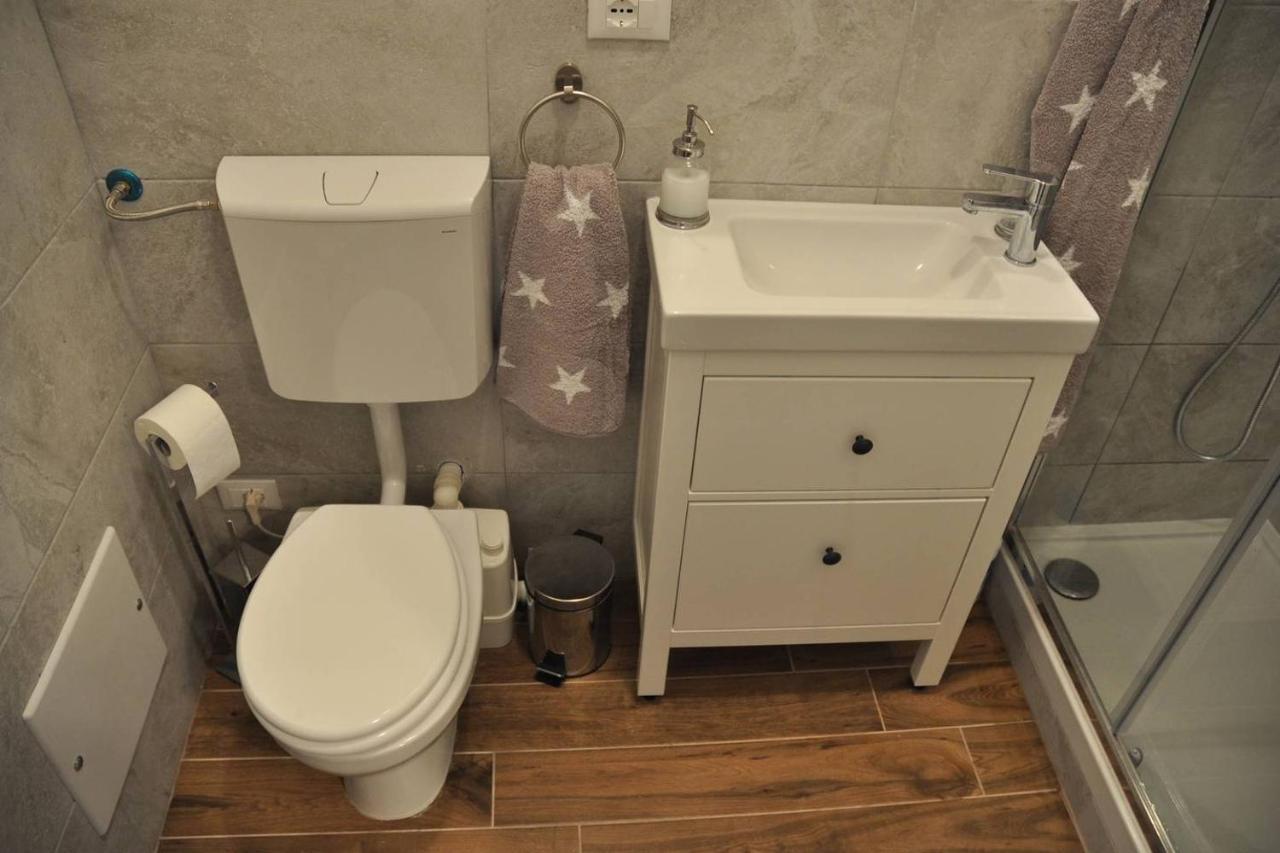 Camera E Bagno Privato A 3 Minuti Dalla Stazione Bolonha Exterior foto